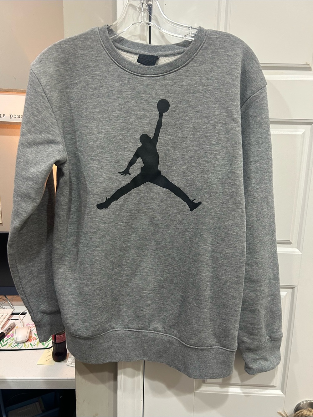 Jordan Youth Size XL Crewneck Sweatshirt